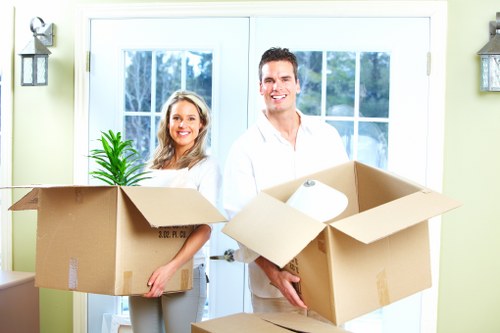 Responsible furniture pick-up in Watford with recycling focus