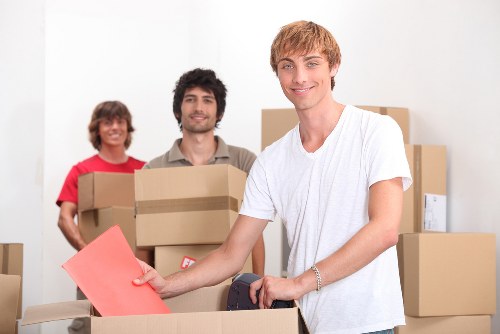 Free quote policy for a Watford man and van service